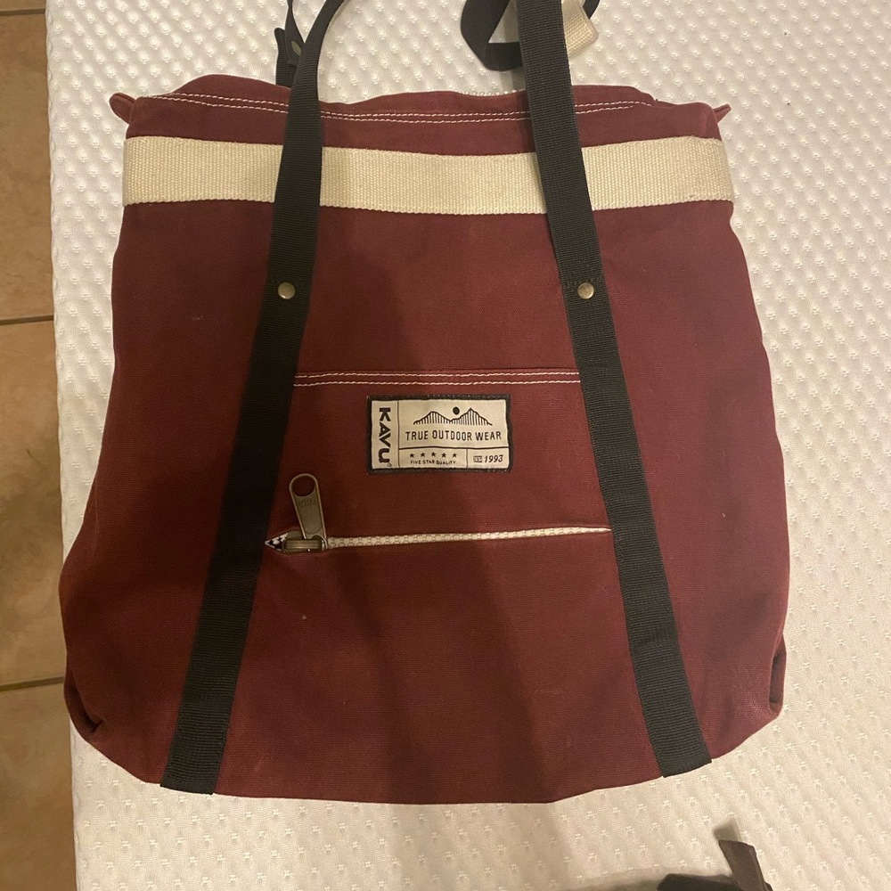 Kavu Convertible Purse/Backpack